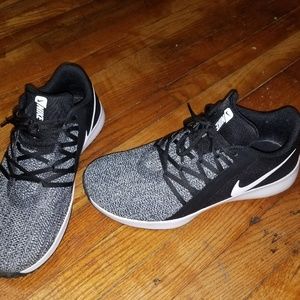 New mens Nike 12